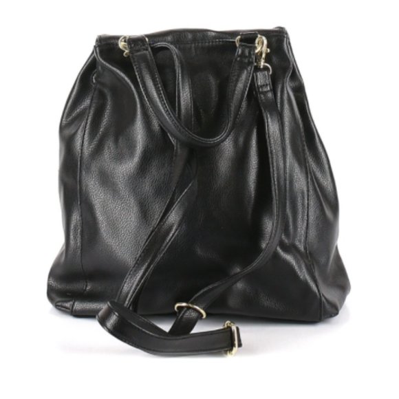 Backpack - Picture 2 of 6